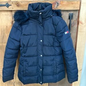 Navy Blue womans  Puffer Jacket with Faux Fur Hood Tommy Hilfiger size M